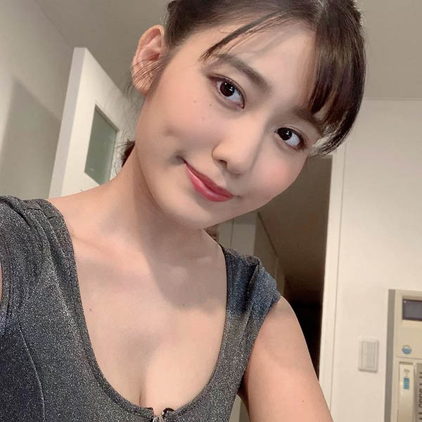 電力超強！ 實力派產片機器美少女「神宮寺奈緒」中路大開蹦出東西半球狂吸上千贊！