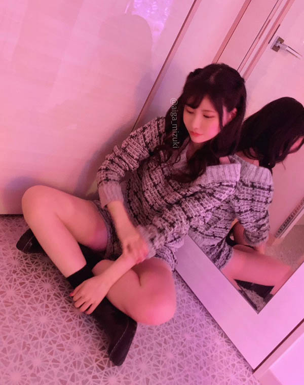 人氣持續升溫！ 冰山係清純美少女「藍芽水月」推特IG突破10萬大關！