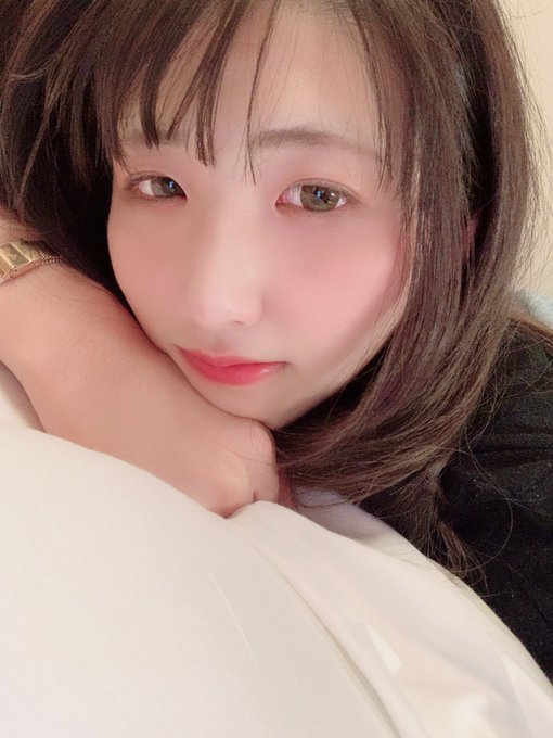 隱藏版素人大姊姊！ 22歲氣質G罩杯美女「凪澤詩音」！