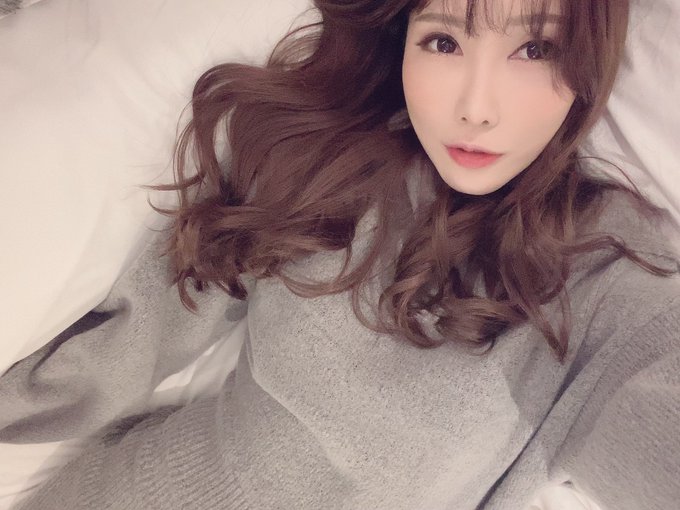 全裸入鏡！ 美艷性感姐系新人「木村穂乃香」自取其乳引上百粉絲按讚！