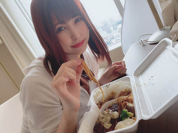 J罩杯重出江湖！ 出席過TRE的巨乳美女改名「有岡美羽」轉生復活界！