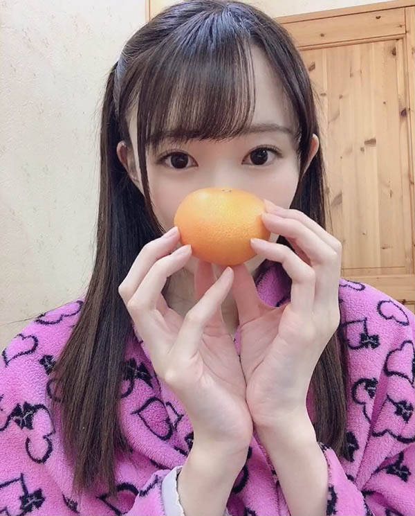 小島南、小倉由菜新科師妹！ 美腿女大學生「琴石夢琉」出道！