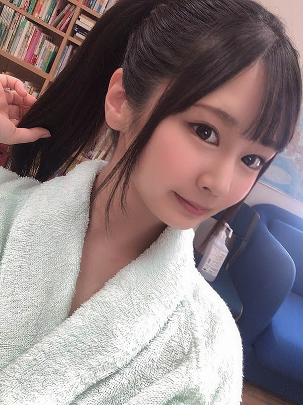 隱乳炸裂！ 純天然美少女「川北梅莎」出道！