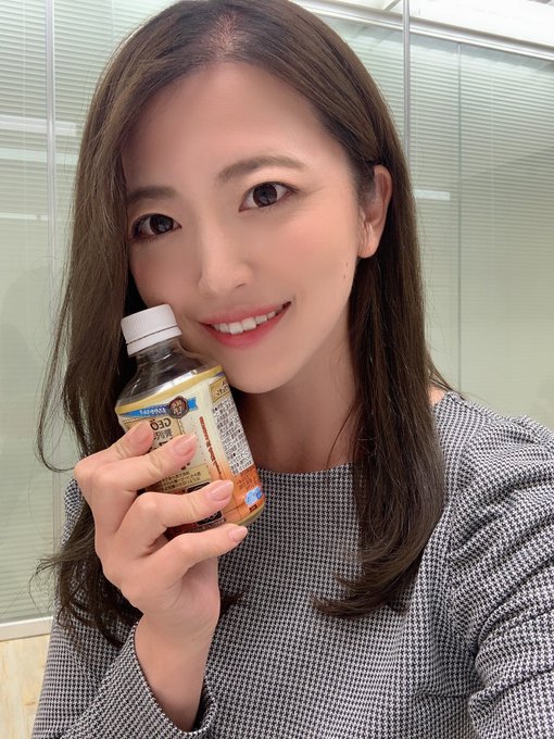 看學習性感！ 35歲美淑女妻「木下凜凜子」夢想成真出道！