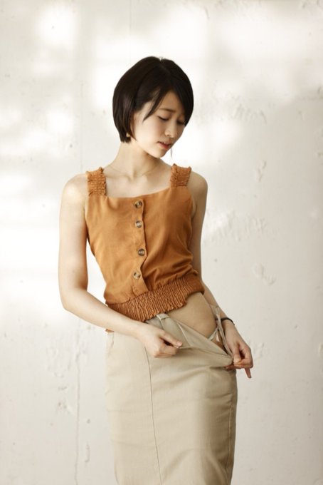 氣質甜美！ 美女祕書新人「櫻井麻美」出道