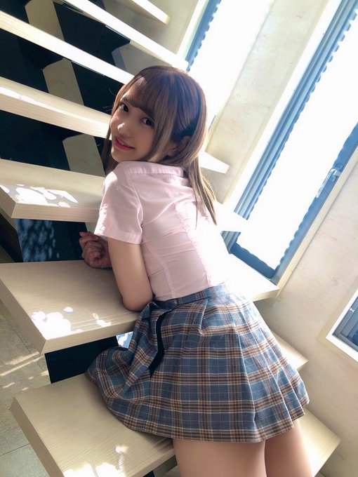 私底下玩很大！ 清純外表x火辣肉體新人「南乃空」自曝晨間愛作業流程…！