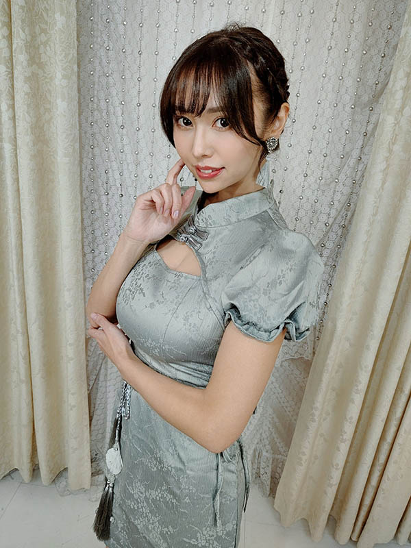 清空社群！最胸J罩杯的她最近怎麼了？