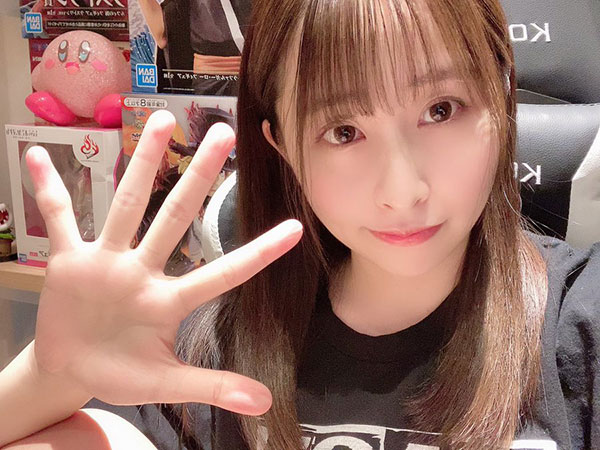 酥麻甜美聲線！ D罩杯美女主播「成田紬」出道！