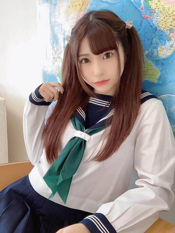 攝影會美照連發！ 清純美少女「佐伯樹理奈」出道！