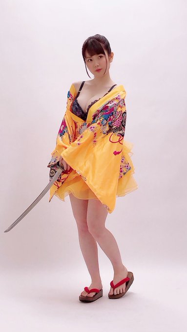 超性感婚紗照！ 10年一遇神乳美少女「水卜櫻」推特婚紗照讓粉絲趁亂求婚！