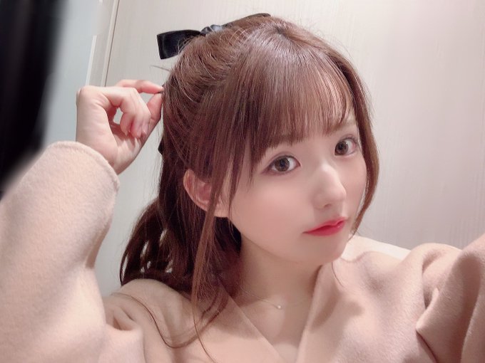 小露酥胸！ 169公分長腿美少女「乙白沙也加」性感睡衣搭可愛外罩超迷人！