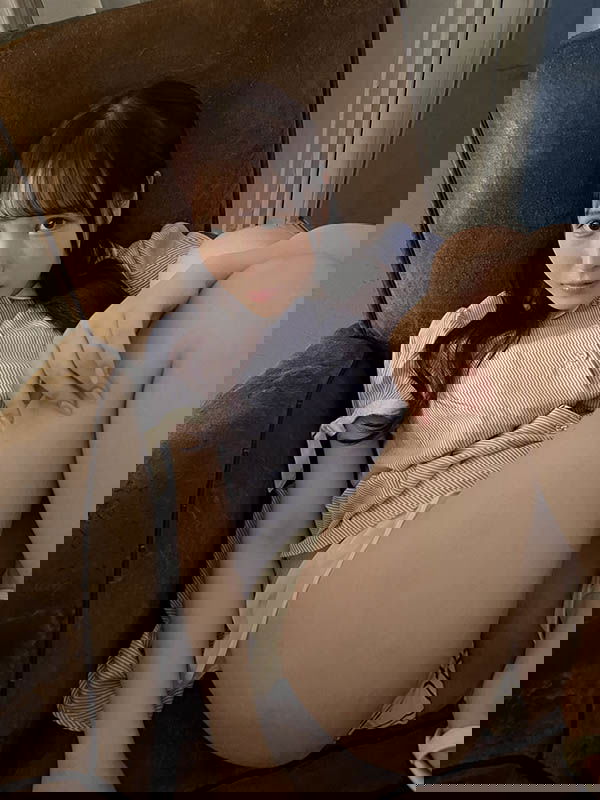 職場新人「香水純」不懂拒絕！請她幫我「泡茶、影印、順便口愛」也OK！