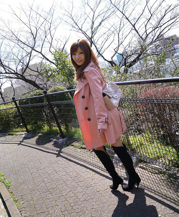 「十年一遇極上美女」放飛自我徹底黑化… 風騷色氣全顯戰力全面輸出