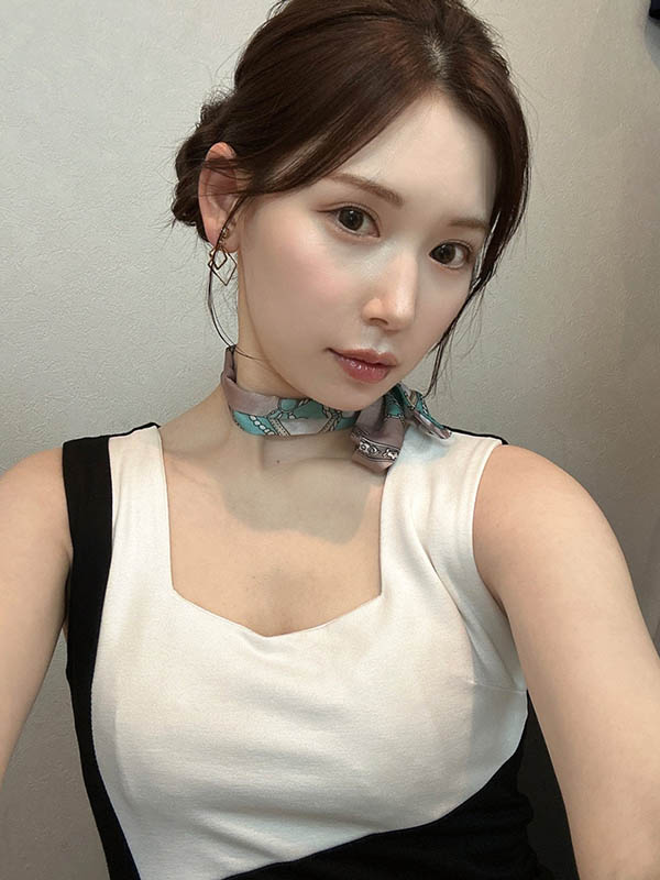 退房前瘋狂跟「正妹人妻房務」明里䌷交媾！用力發洩出差累積的壓力！