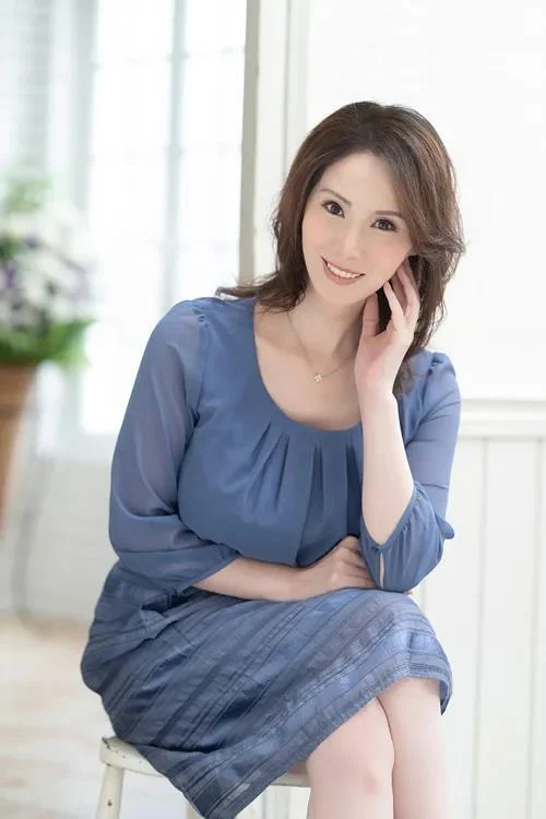 傳說中的女優！ 「暗黑丁國琳」久違十年回歸復出人體果汁機全面啟動