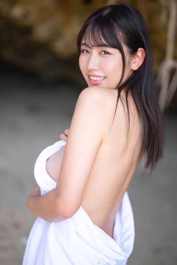 5月超強新人！ 21歲「太陽神BODY」正妹出道，誘惑G奶超凶狠！