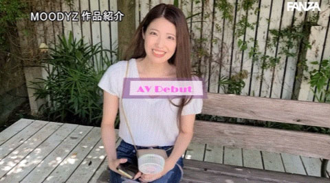肉食女大生！ 21歲「口愛女神」出道，色欲滿滿超愛吸允！