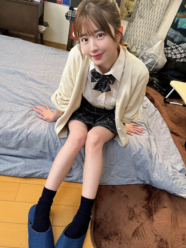 S1 G奶童顏小馬「宇野美玲」宣布引退，網驚：原來共演作暗藏玄機！