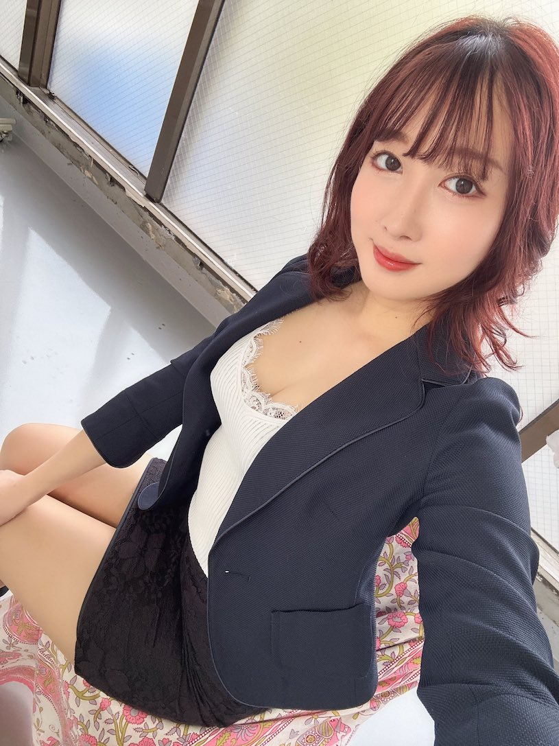 轉生灰姑娘！高顏值氣質女優「咲野瑞希」，改走成熟風辣到極點！