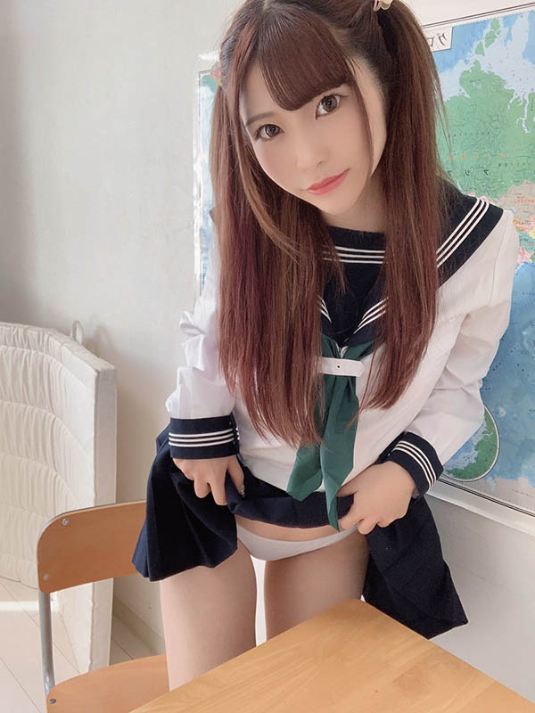 攝影會美照連發！ 清純美少女「佐伯樹理奈」出道！