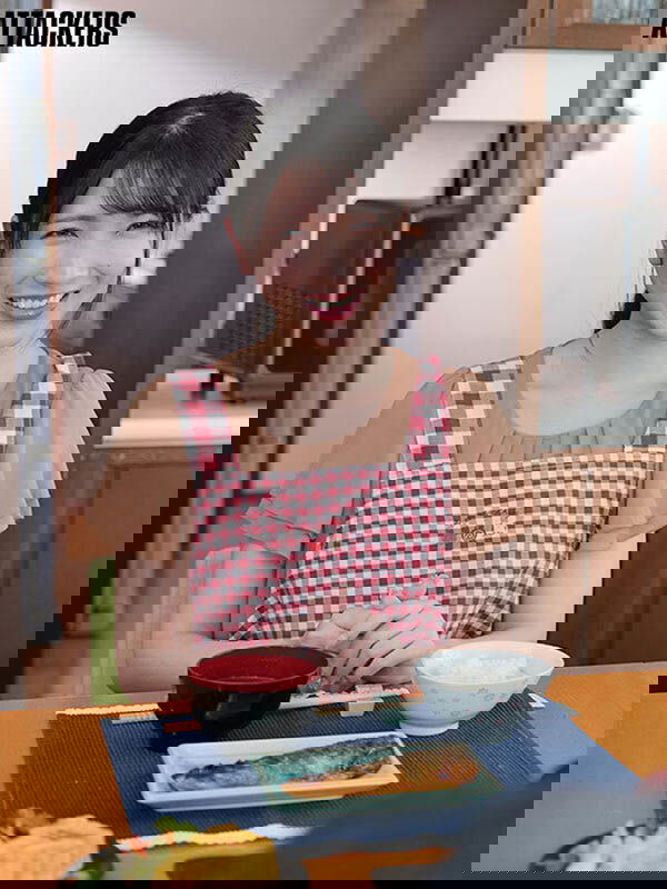 在與老婆分居期間，E奶小姨「宮西光」跑來用身體安慰我...