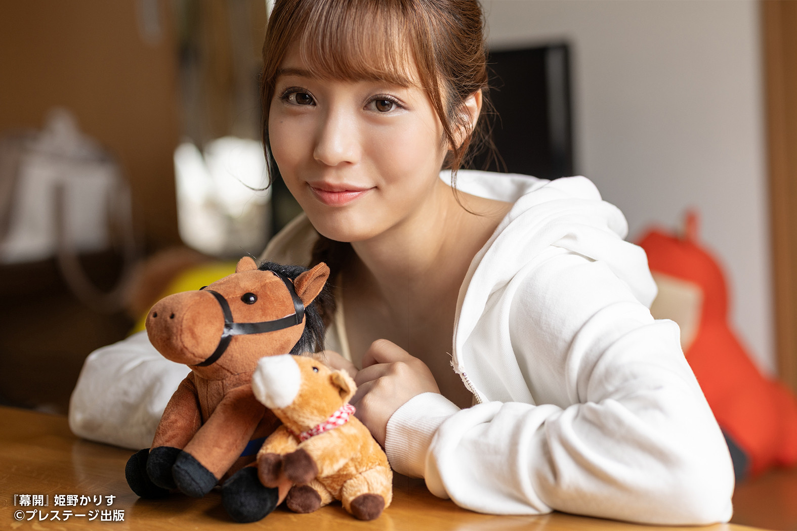 【速報】蚊香社出大事了! 20歲、G罩杯、新任專屬女優的她完全現身! …