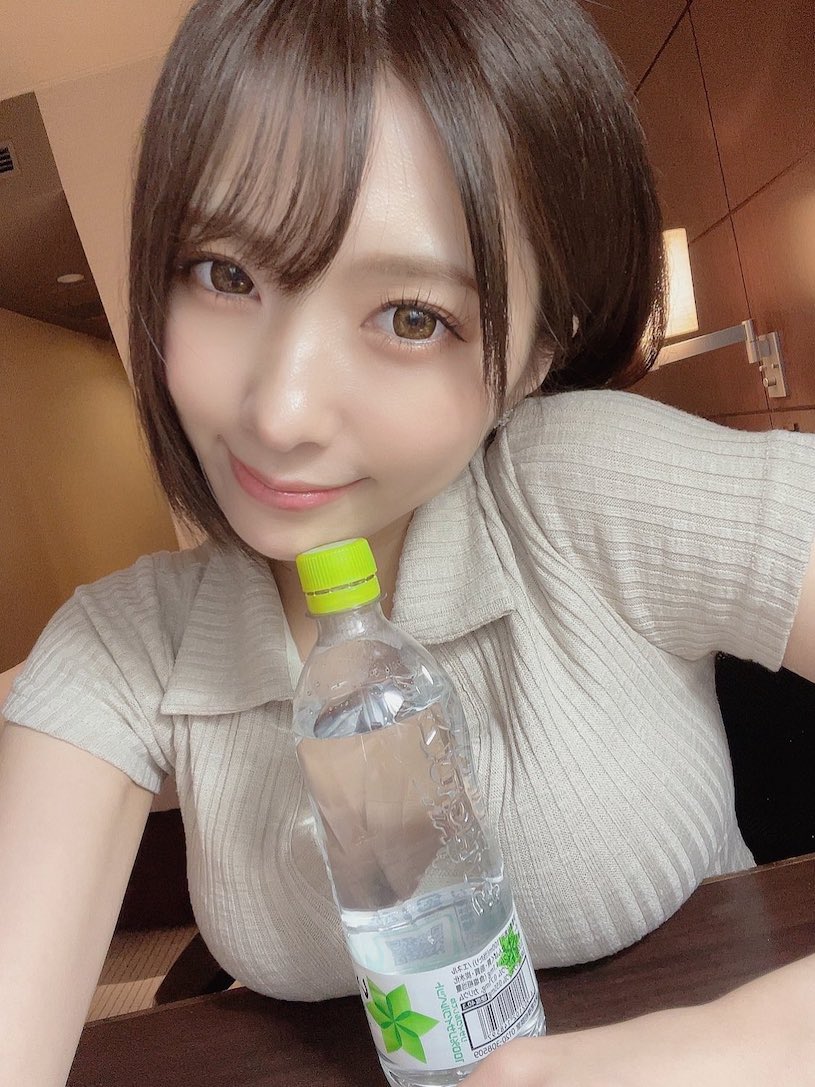 可愛臉蛋脫下衣後也超厲害!集結18位S1有棉花糖巨乳的「反差萌S級女優」!