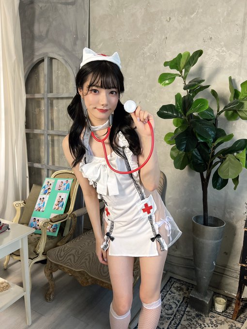 六代目誕生！ D罩杯超級美少女「宮下玲奈」接下MOODYZ人氣企劃大玩校園泡泡浴！