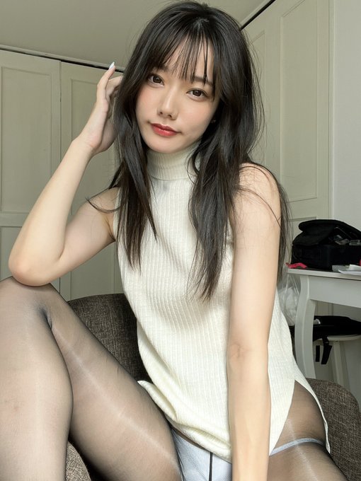 六代目誕生！ D罩杯超級美少女「宮下玲奈」接下MOODYZ人氣企劃大玩校園泡泡浴！