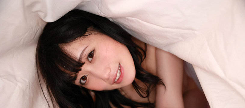 與渾圓大奶妹「內田菫」的不倫溫泉旅行，騷氣扭身...讓我瘋狂玩樂！