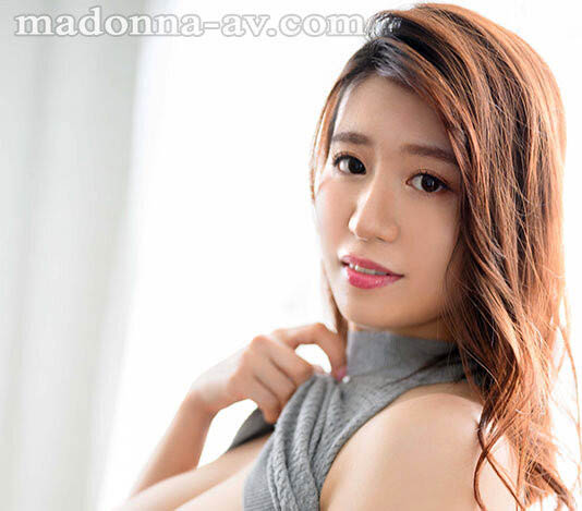 胸奴族來了！ 「J罩杯超爆奶房地產人妻」火辣下海！