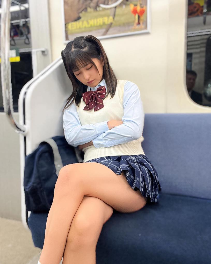 硬式玩法的頂尖女優！ 「渚光希」從校花變成暗黑重口味辣妹！