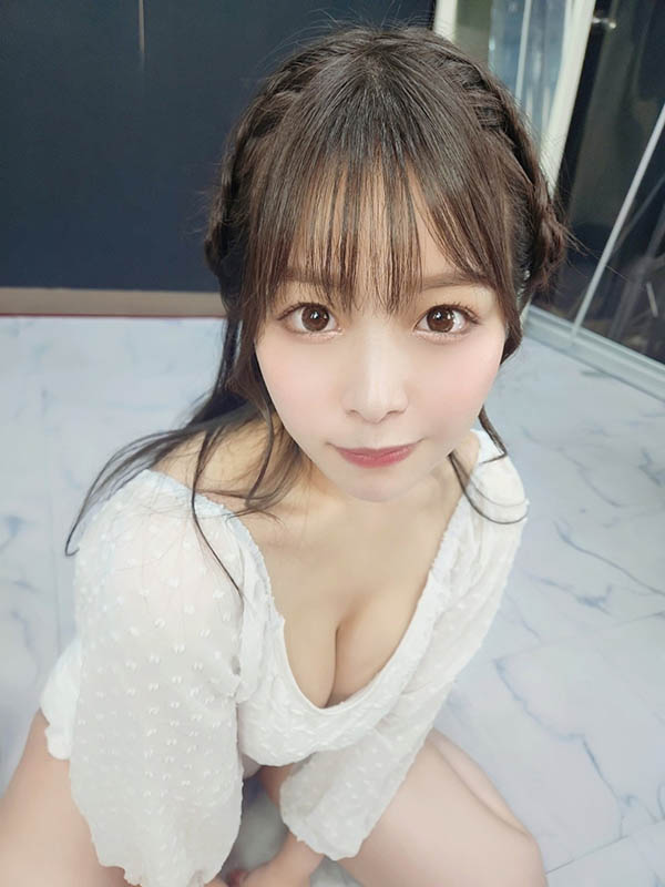 純真係美少女《八木奈奈》克服恐男症來會粉絲！