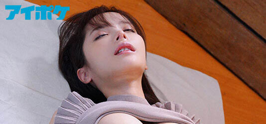 光看嘴唇想洩！巨乳學生妹「桃乃木かな」被變態老師盯上，迷姦還拍片威脅！