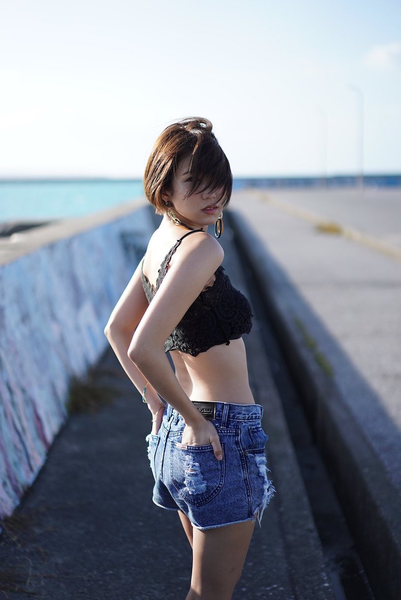 從純情女大學生變重口味女神！影后「湊莉久」渾圓美臀受封「人間極品」!