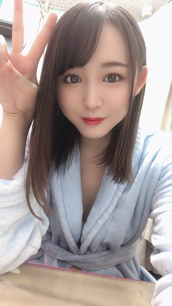 八頭身美少女《日向由羅》前身就是她… 肉眼可見特徵明顯露了餡！