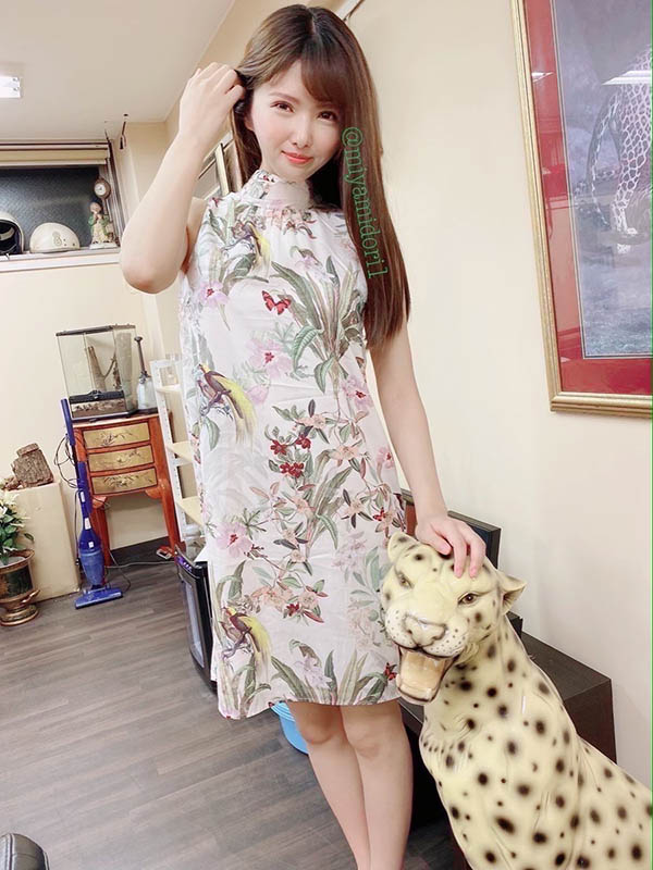 超性感小心機自拍照！ H罩杯火辣美女新人「綠川雅」推特福利中路大開還外洩裙底…