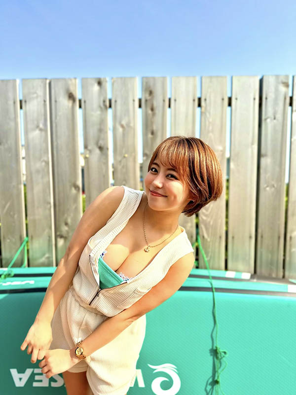 南國美少女《真矢美月》前身是她… 癡女魂完全釋放男女通吃玩很大!