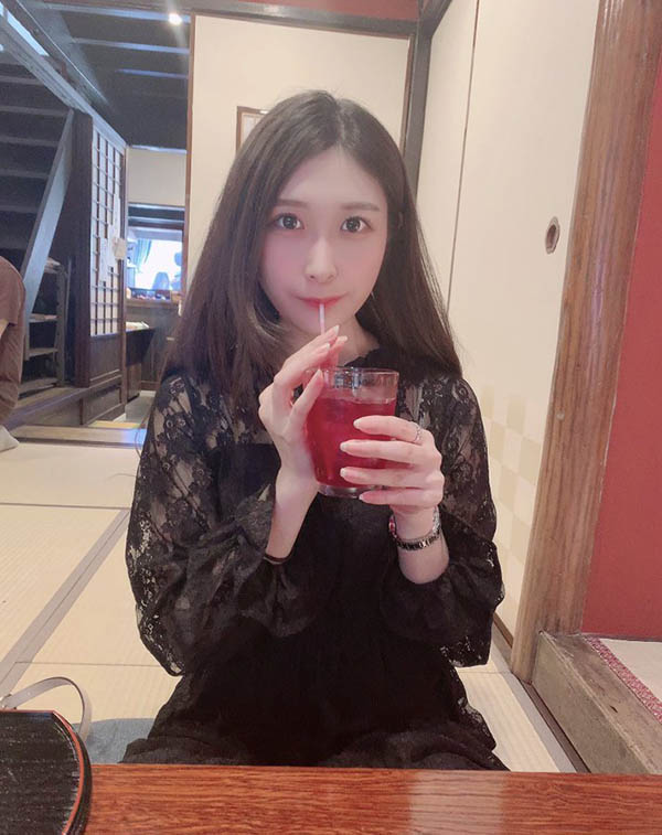 反差被虐狂！ 白嫩美女音大學生「中條鈴華」出道大解禁！