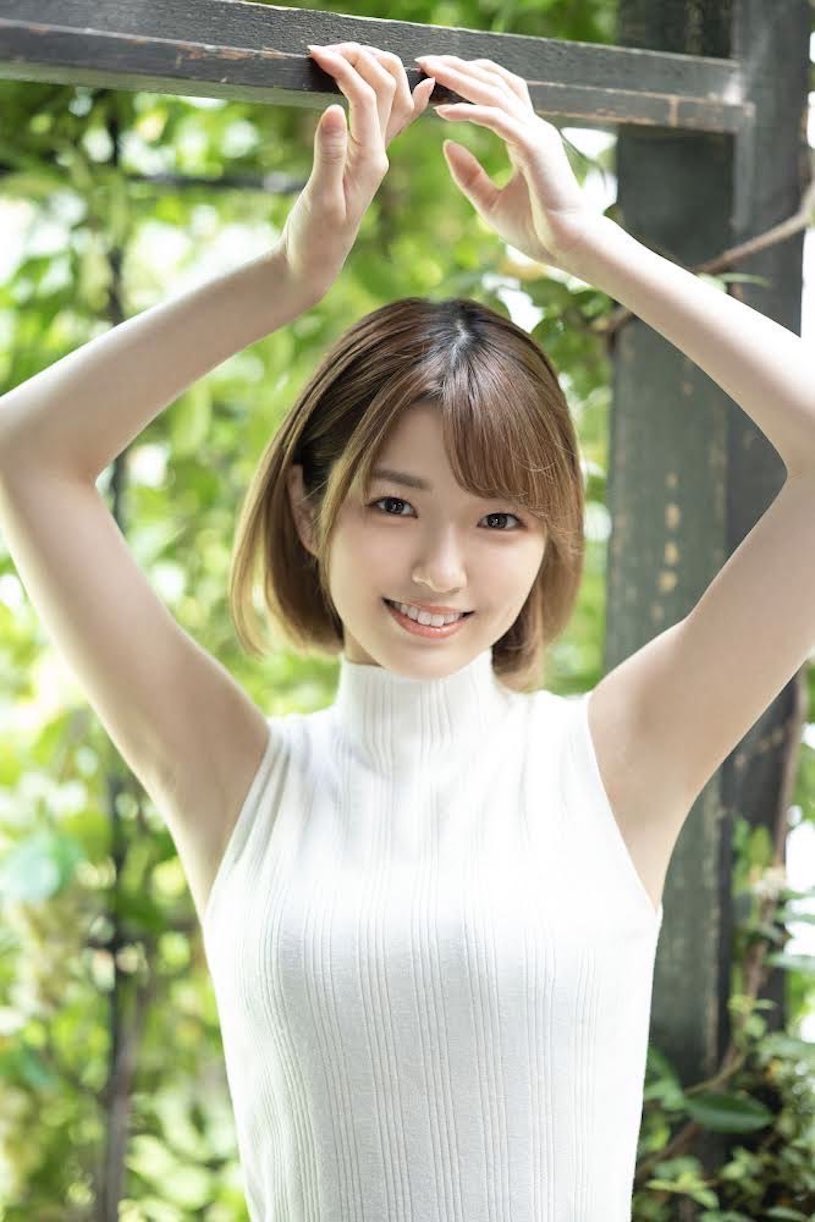 2022年度AV女優第8!滿分出道的誘惑小馬「倉本蓳」!