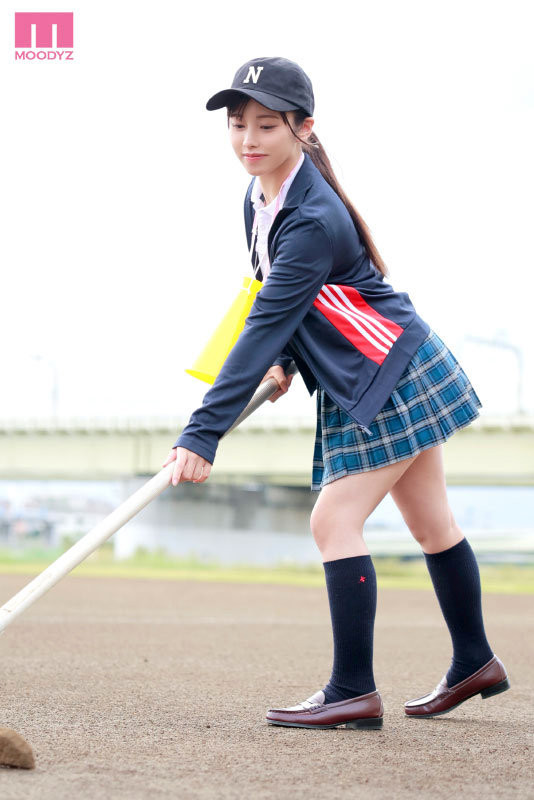由當地熱門棒球經理出道！ MOODYZ新人「有棲舞衣」顏值超高！