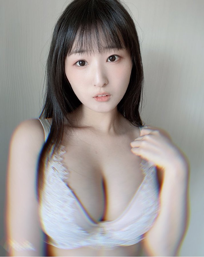 高雅氣質！ 巨乳小馬「月野香澄」出道！