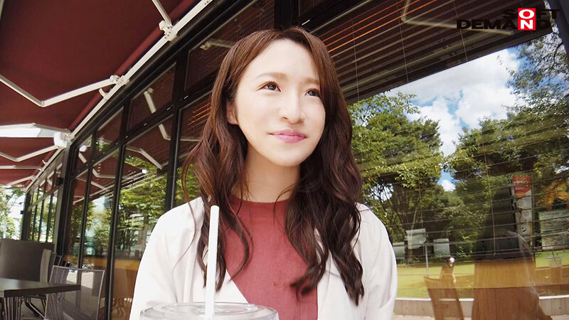 夫家太保守受不了！ F罩杯的她到AV界直接3人中出！