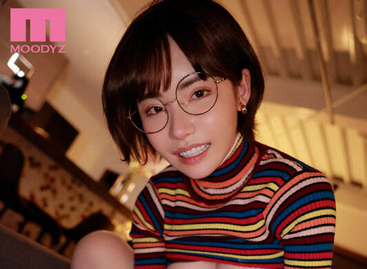 街頭逆搭訕! 「深田えいみ」痴女屬性大噴發,強迫男路人潮吹個不停