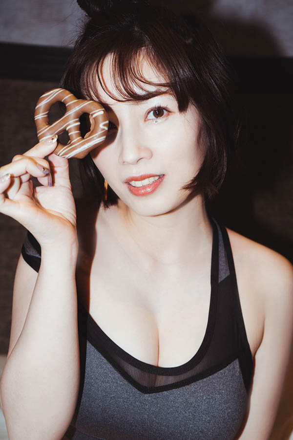 一代名將！出道十年…《奧田咲》癡欲熟女的專屬風騷無人能擋！