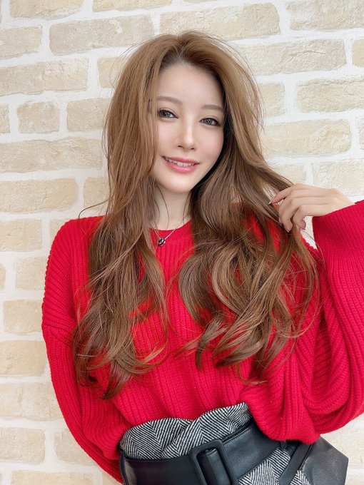 魔女的條件！ C罩杯絕美苗條美少女「相澤南」AV最新作勾引實習男老師激烈床戰！