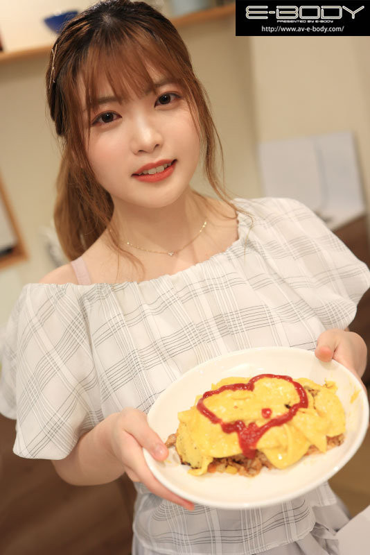 21歲超兇H奶「正妹美髮師」出道，對戰清水健「巨乳超柔軟」！