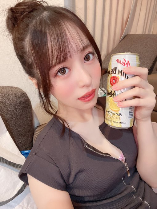 白皙纖細！ B罩杯微乳髮片機器「天馬結衣」推特宣布暫時關閉！