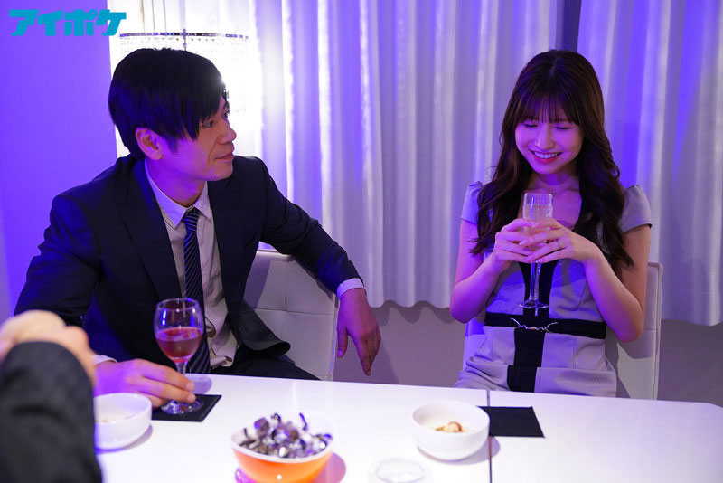 美乳人妻「櫻空桃」同學會重逢初戀男友！愛火重燃「不倫中出」一整晚