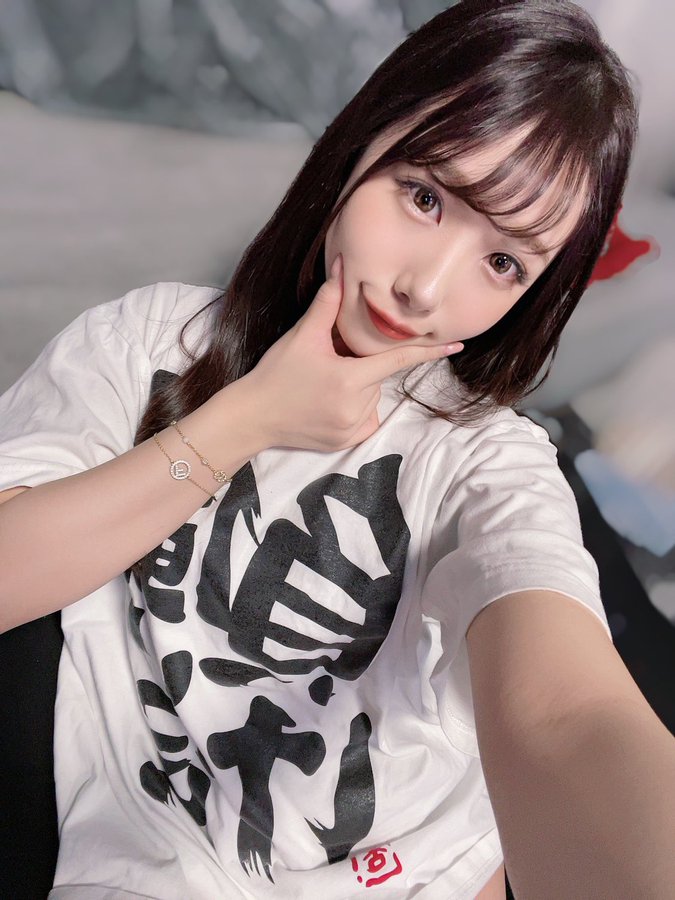 引狼入室！ D罩杯絕美前電視台主播「尾崎繪里香」最新作慘遭銀行搶匪硬上調教！